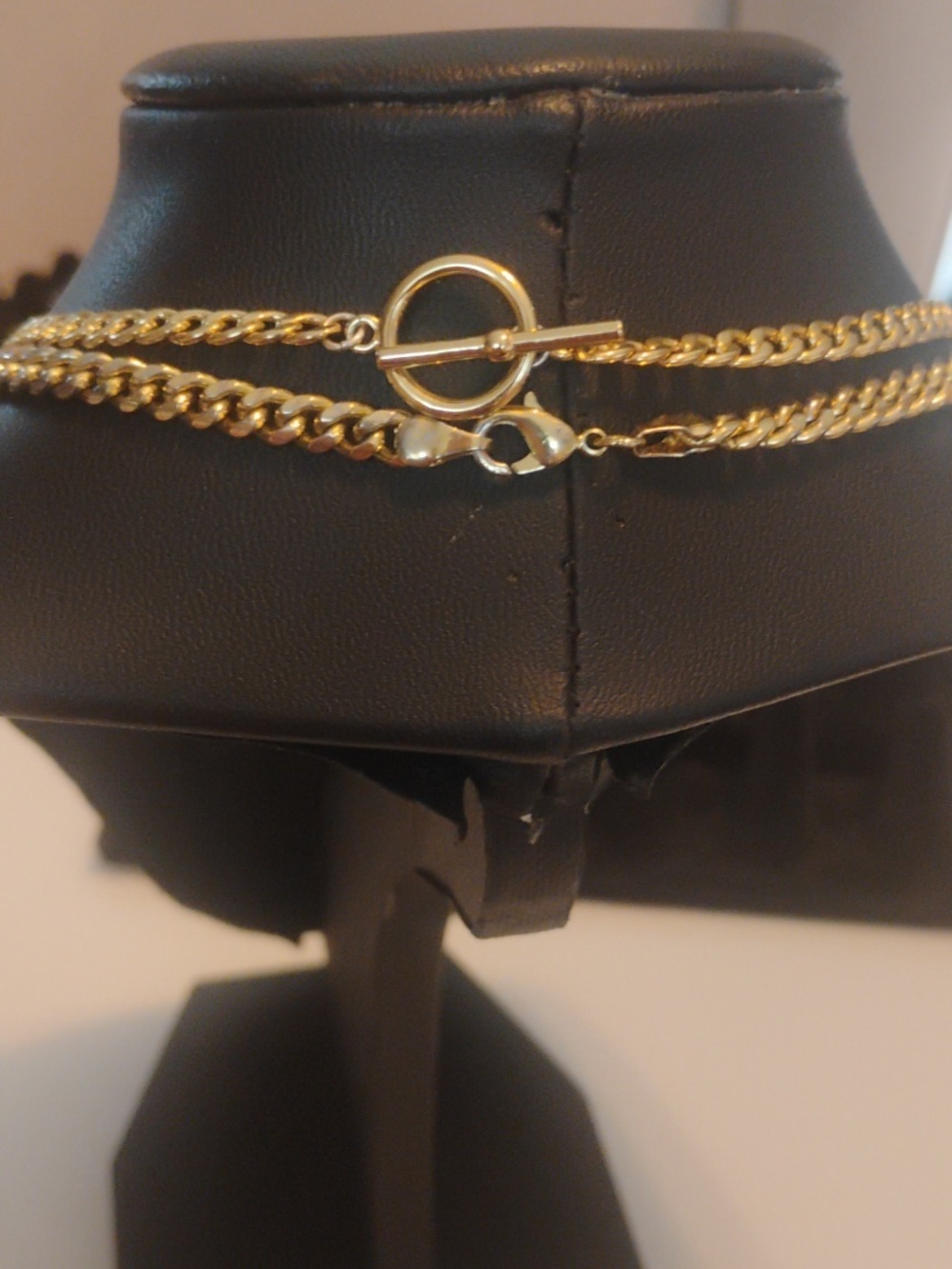 Gold Tone Necklace And Bracelet Bundle - Picture 5 of 7